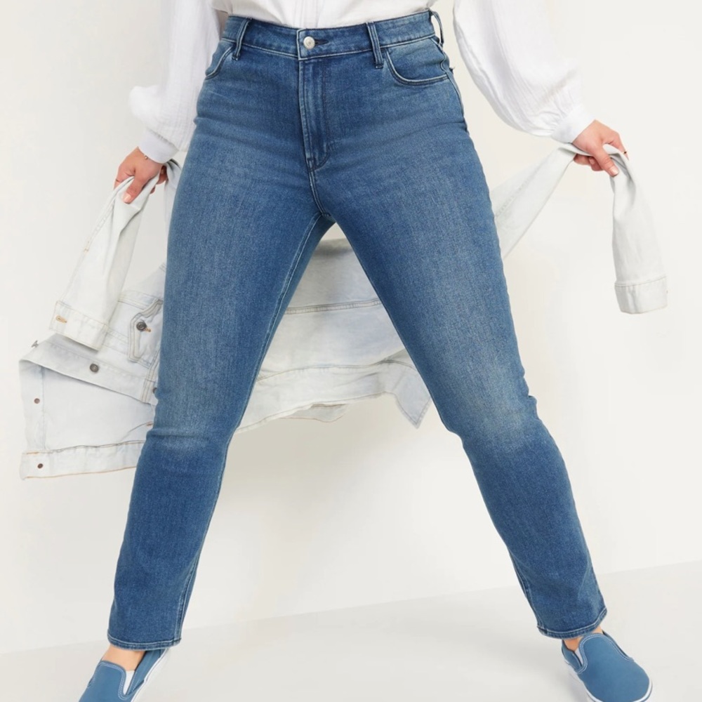 Old Navy High-Waisted Medium-Wash Straight Jeans for Women